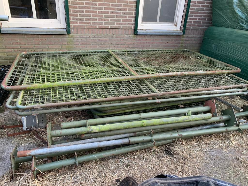 Zwaar metalen hekwerk met fijne maas + palen, Ophalen, Zo goed als nieuw, IJzer, Sierhekwerk