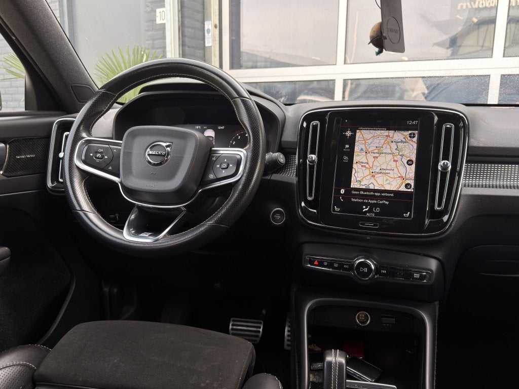 Volvo XC40 2.0 T4 R-Design Automaat Navi Carplay! Inruil mog, Auto's, Automaat, Dealer onderhouden, 15 km/l, 4 cilinders