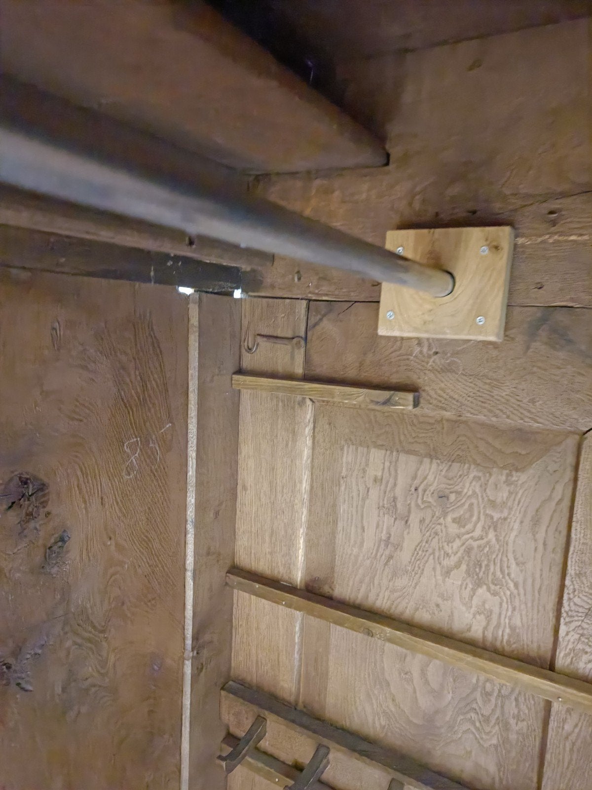 Foto 7 van Franse Armoire Rustique Kledingkast - Massief Eiken