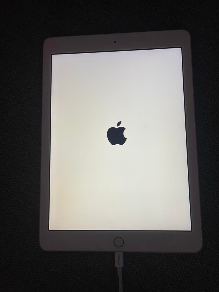 iPad 6e Gen 128GB met beschermhoes (excl. oplader), Computers en Software, Apple iPads, Ophalen of Verzenden, Gebruikt, Apple iPad
