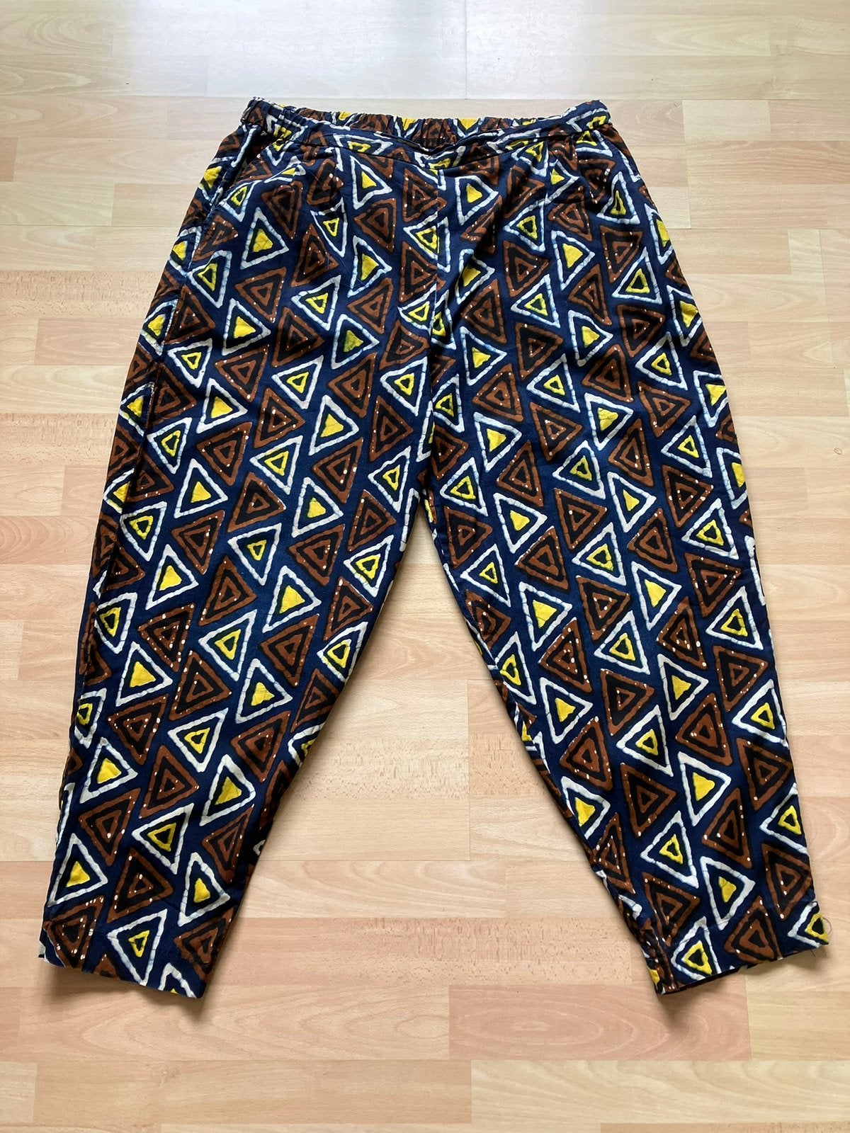 Katoenen broek uit Indonesië print in natuurtinten XXL zgan, Ophalen of Verzenden, Zo goed als nieuw, Broek of Spijkerbroek