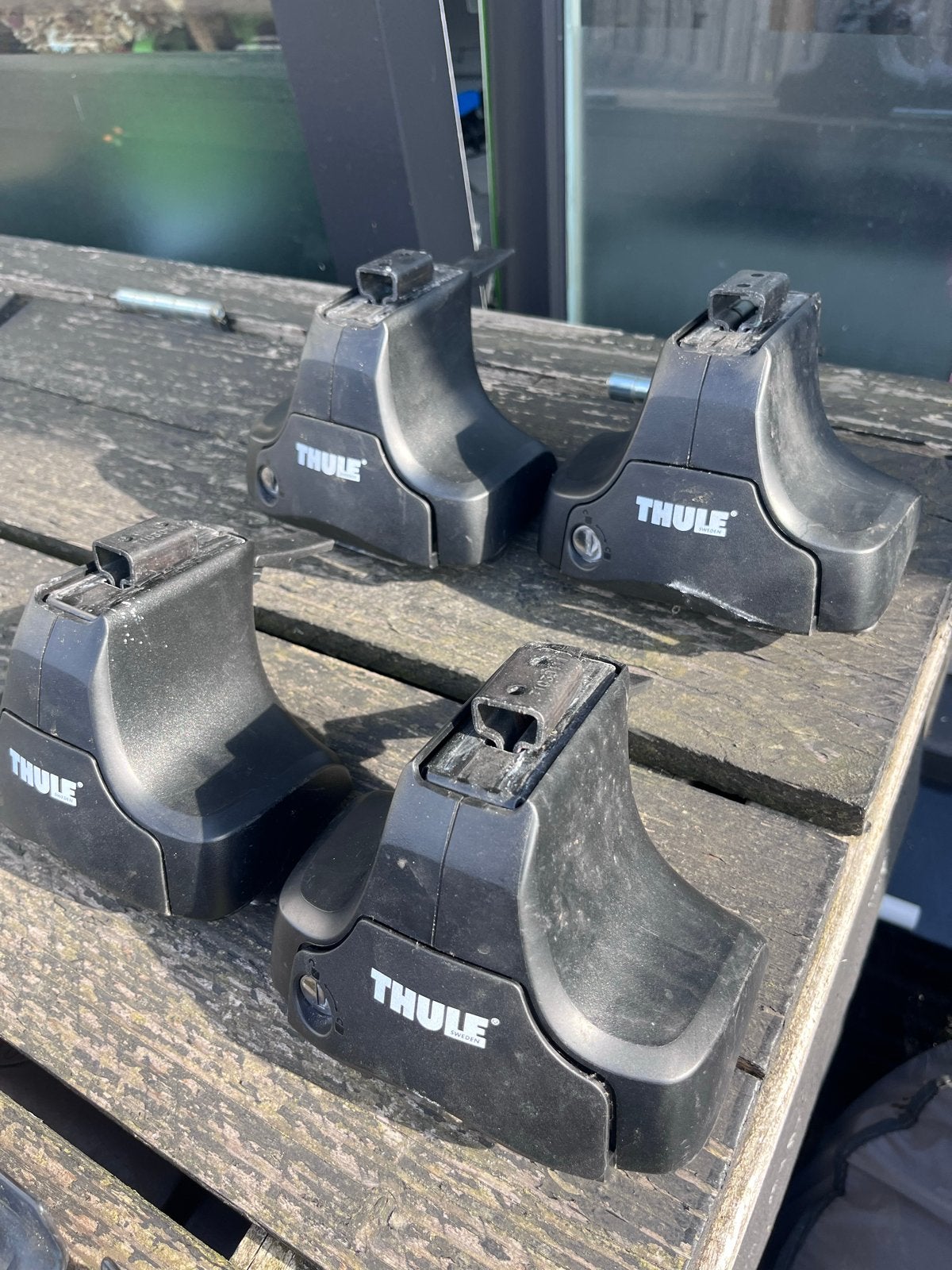 Thule Evo Clamp 7105 Voeten met kit 145170 voor Volvo V60, Ophalen of Verzenden, Gebruikt