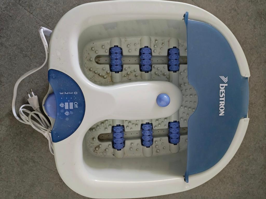 Bestron Voetenbad met Massagefunctie, Ophalen of Verzenden, Gebruikt, Hand- en Voetverzorging