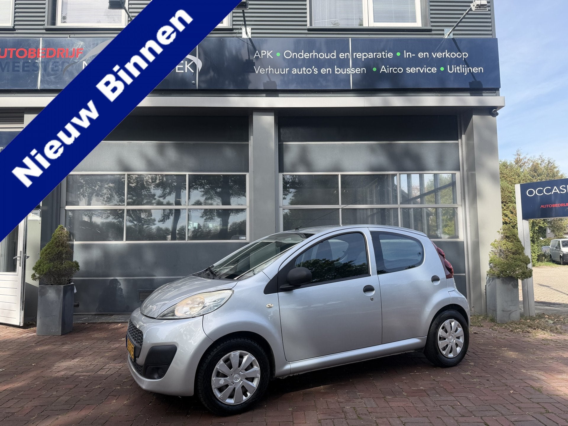 Peugeot 107 1.0 Access Accent Airco 5-drs Bj 2012 Zuinige au, Voorwielaandrijving, Euro 5, Stof, Gebruikt