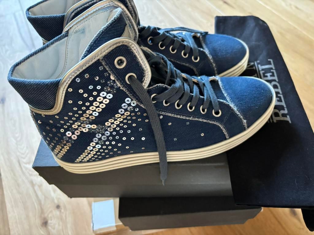 Gympen van Hogan, Ophalen of Verzenden, Zo goed als nieuw, Sneakers of Gympen