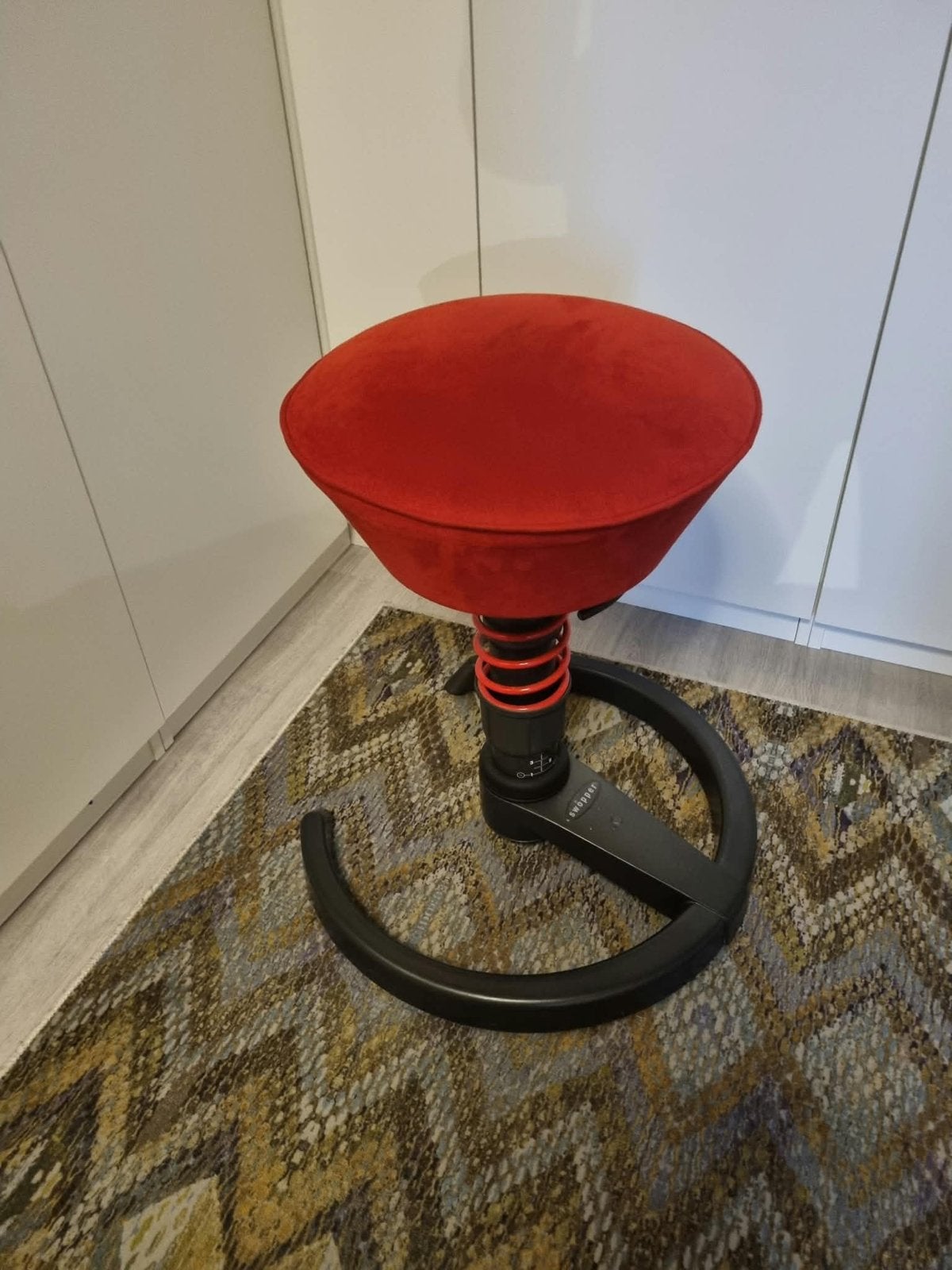 Swopper ergonomische bureaustoel rood, Ophalen, Zo goed als nieuw, Bureaustoel, Rood