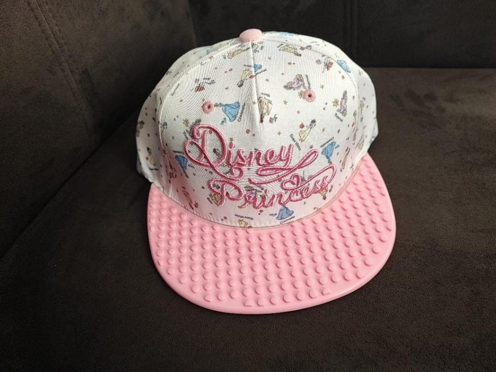 Disney brickbrick Lego hat, Kinderen en Baby's, Kinderkleding | Mutsen, Sjaals en Handschoenen, Disney, Meisje, Nieuw, Ophalen of Verzenden