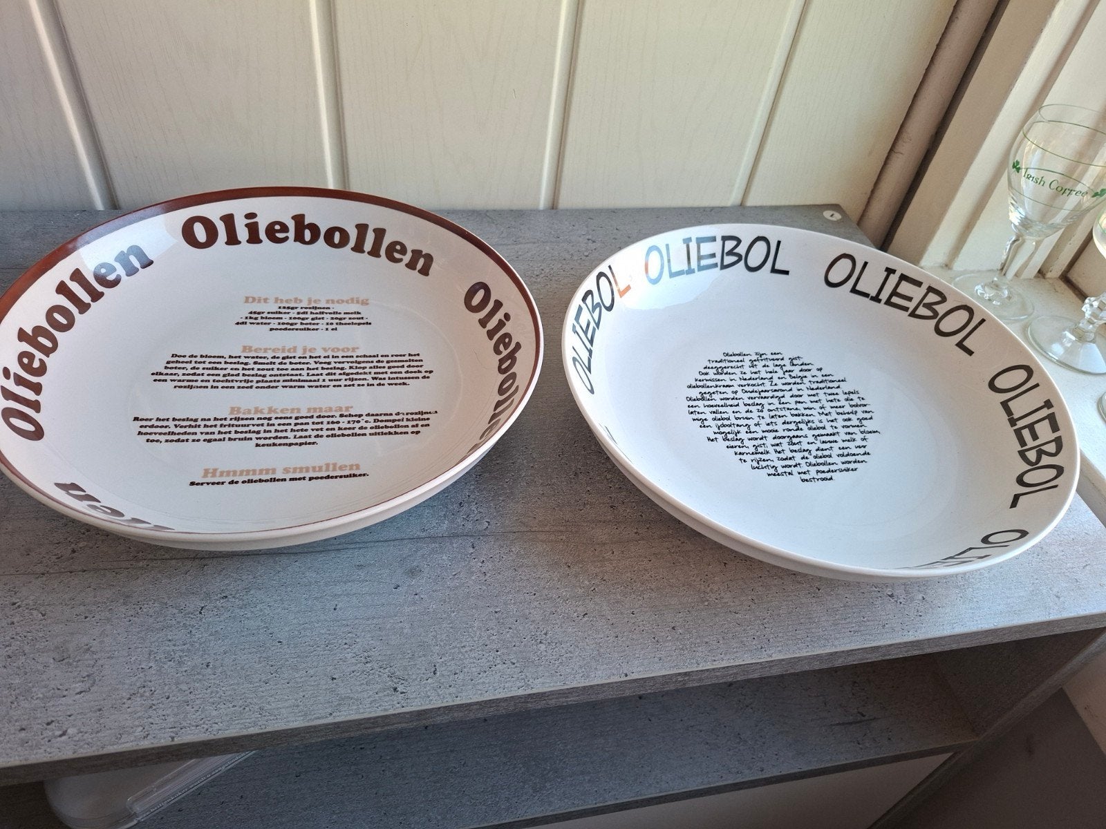 oliebollen schaal 2 stuks, Ophalen of Verzenden, Gebruikt, Rond, Glas