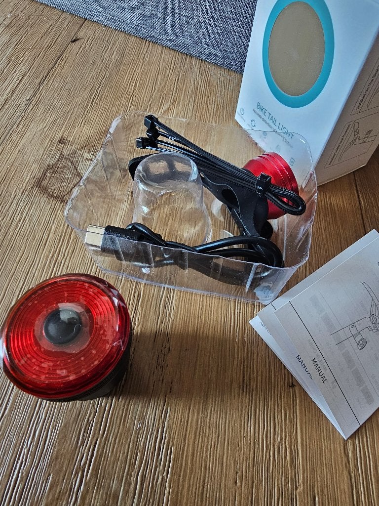 Fiido C21 achterlicht - NIEUW in OVP - Ongebruikt, Verzenden, Achterlicht, Nieuw, Oplaadbaar