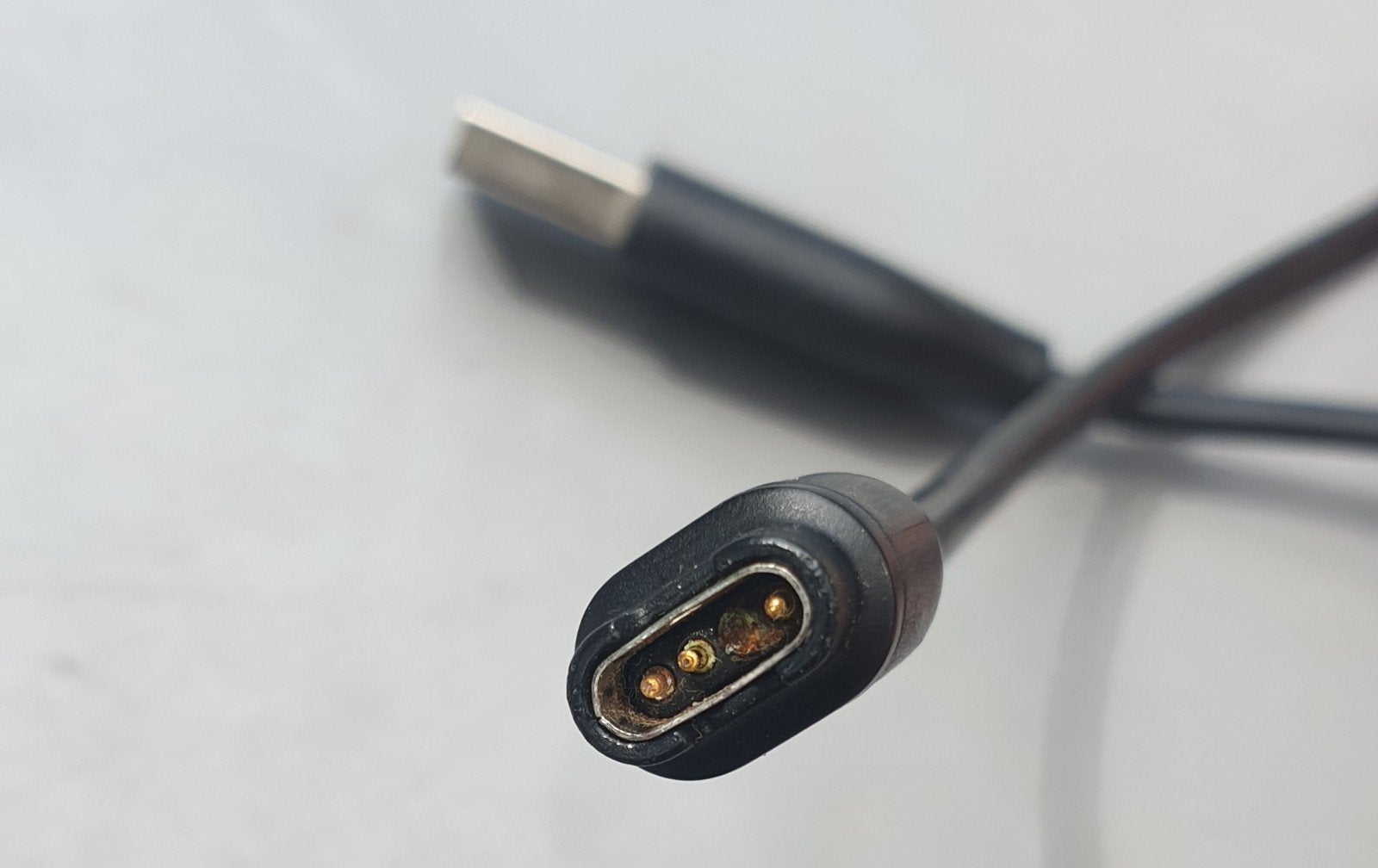 Garmin USB oplaadkabel voor sporthorloge bv. Forerunner, Gebruikt, Zwart, Garmin, Ophalen of Verzenden