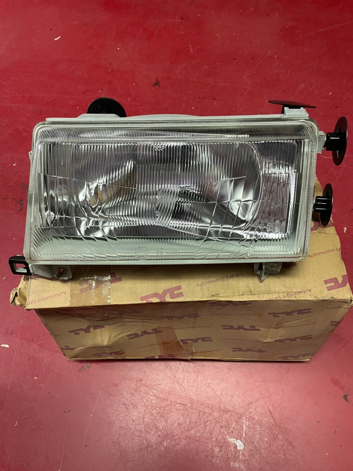 Nieuwe linker koplamp Toyota Carina II, Ophalen of Verzenden, Nieuw, Toyota