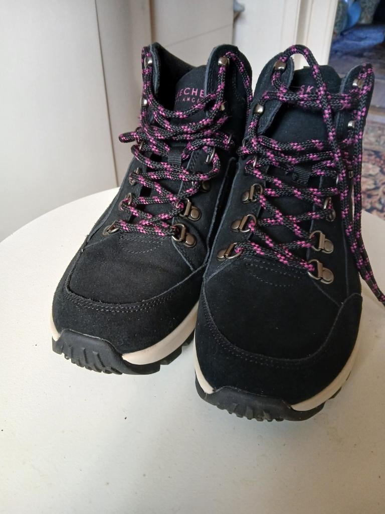 Nieuwe skechers 39, Kleding | Dames, Schoenen, Ophalen of Verzenden, Nieuw, Zwart, Sneakers of Gympen