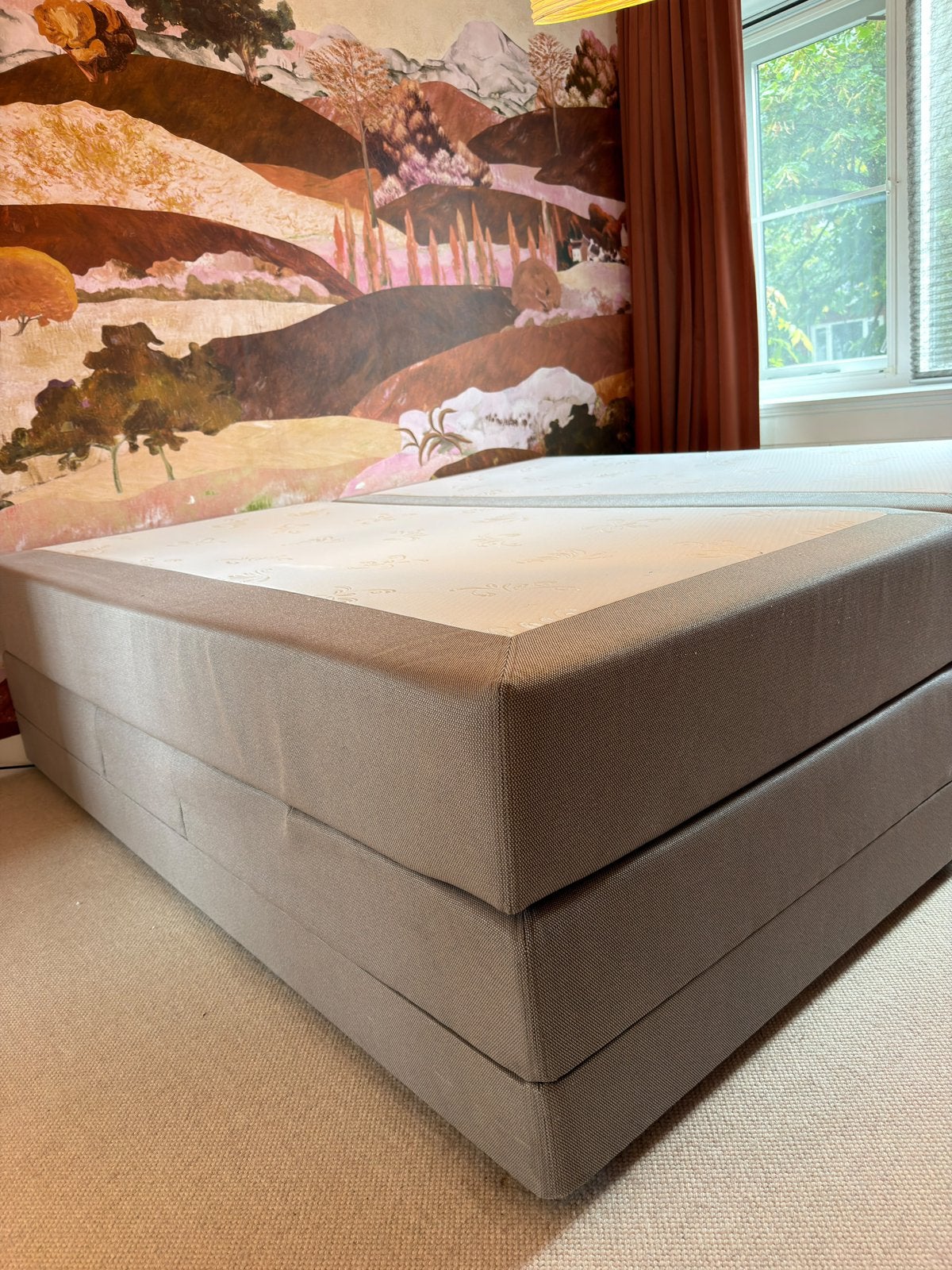 Swiss Sense Elektrische boxspring 200*200 Zeer comfortabel, Huis en Inrichting, Ophalen, Gebruikt, Beige, Tweepersoons