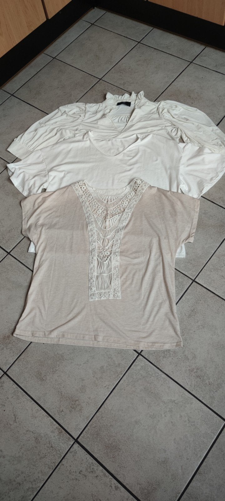 MOOIJ en nog andere 2 zomerbloes maat L, Kleding | Dames, Ophalen of Verzenden, Zo goed als nieuw, Maat 38/40 (M), Zwart