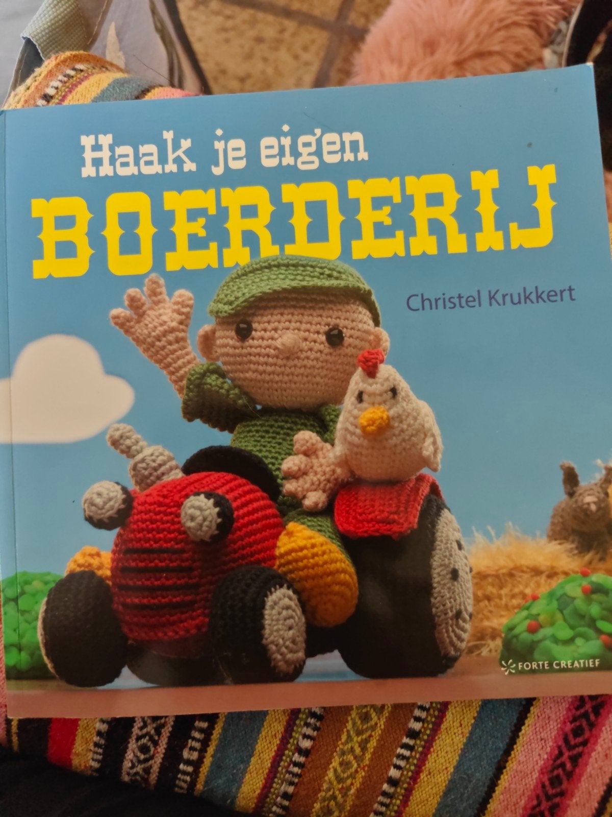 Haak je eigen BOERDERIJ - Christel Krukkert, Ophalen, Zo goed als nieuw, Haken, Patroon of Boek
