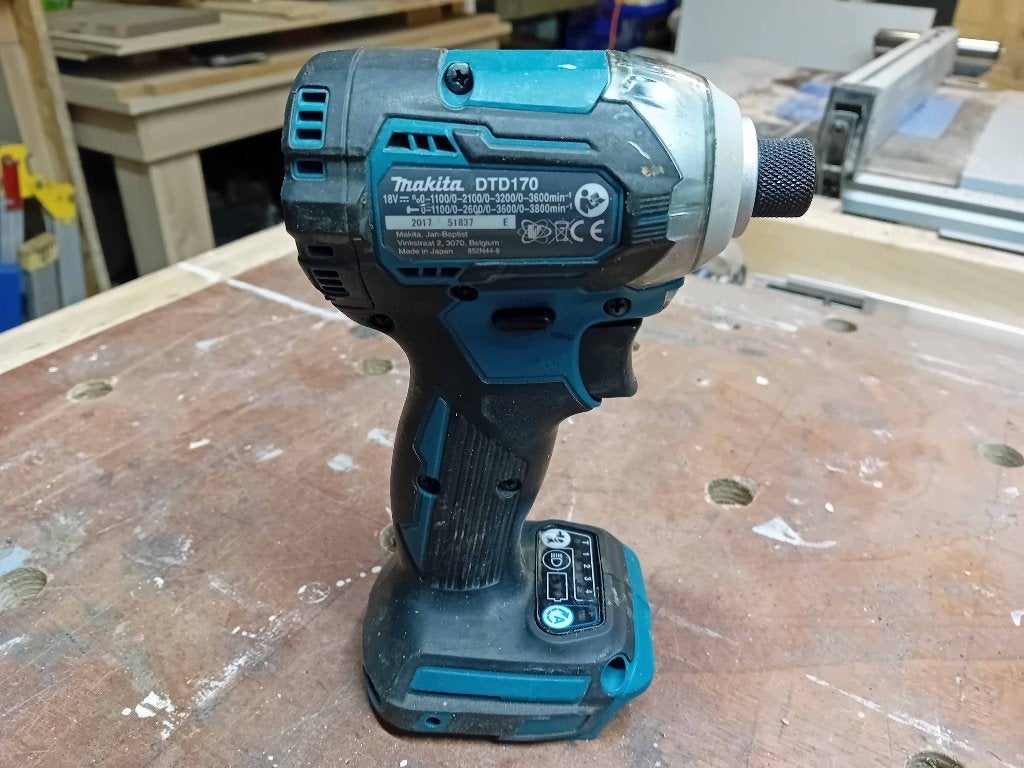 Makita slagschroevendraaier, Ophalen, Gebruikt, Variabele snelheid, Boor- en Schroefmachine