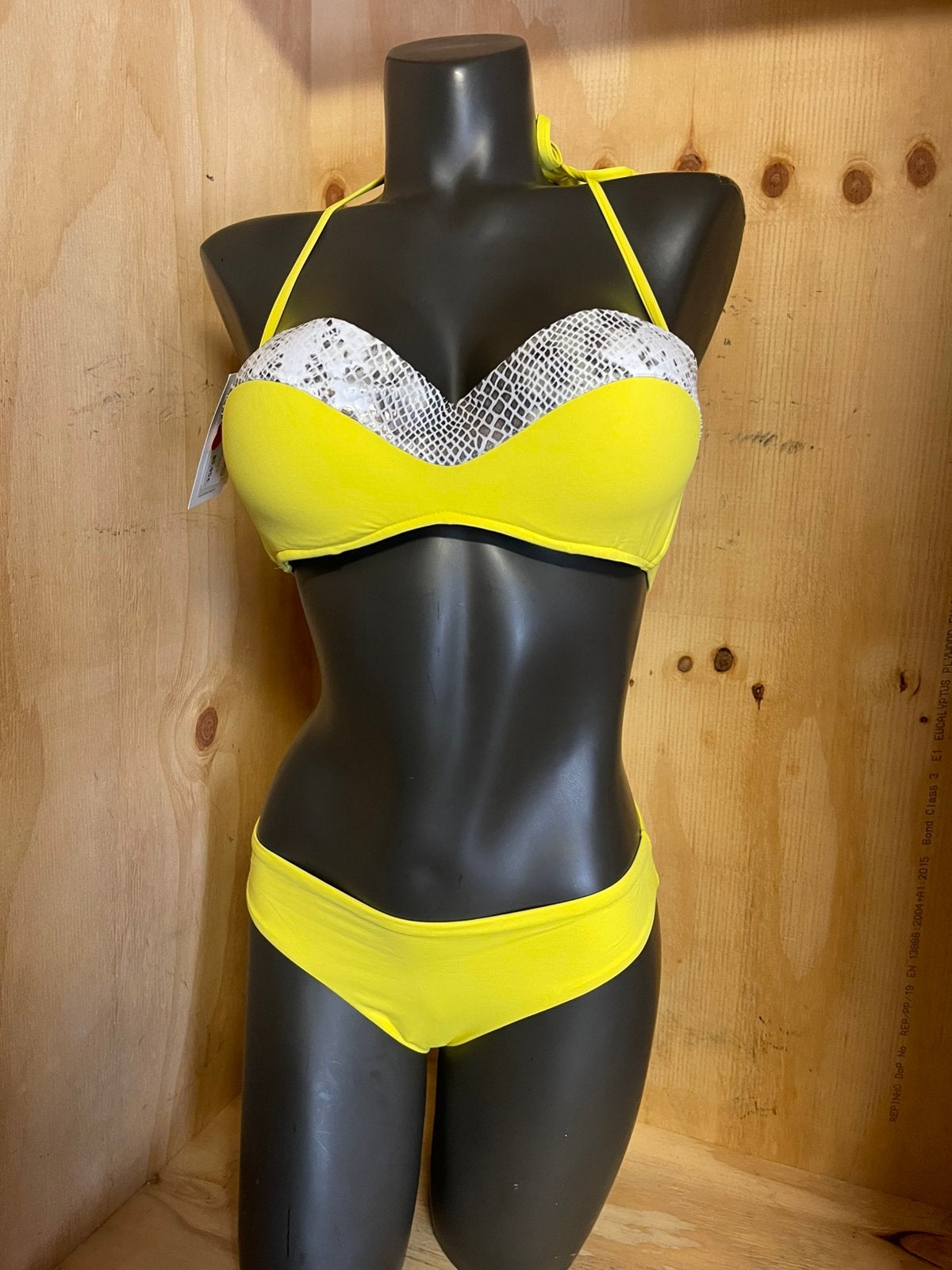 Valery halter / strapless bikini maat 4c = 85c slip 42, Kleding | Dames, Badmode en Zwemkleding, Verzenden, Nieuw, Geel, Bikini