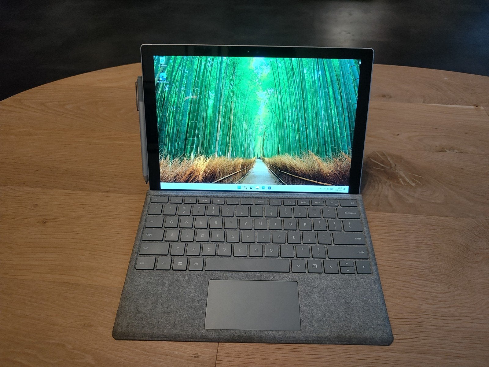 Surface Pro 4 i7 8GB 256GB- incl. stylus- incl. typecover, 12 inch, Wi-Fi, 256 GB, Gebruikt