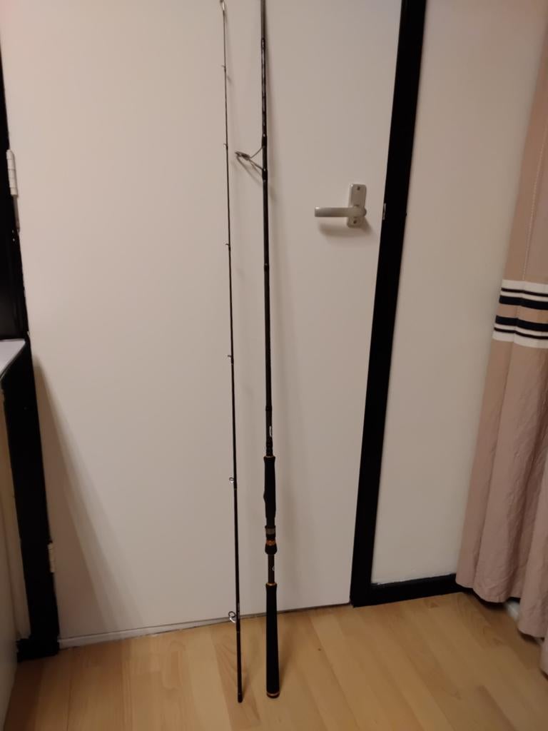 Cinnetic Ray Cast XBR 270M (15-45g) zeebaars hengel, Ophalen, Zo goed als nieuw, Werphengel