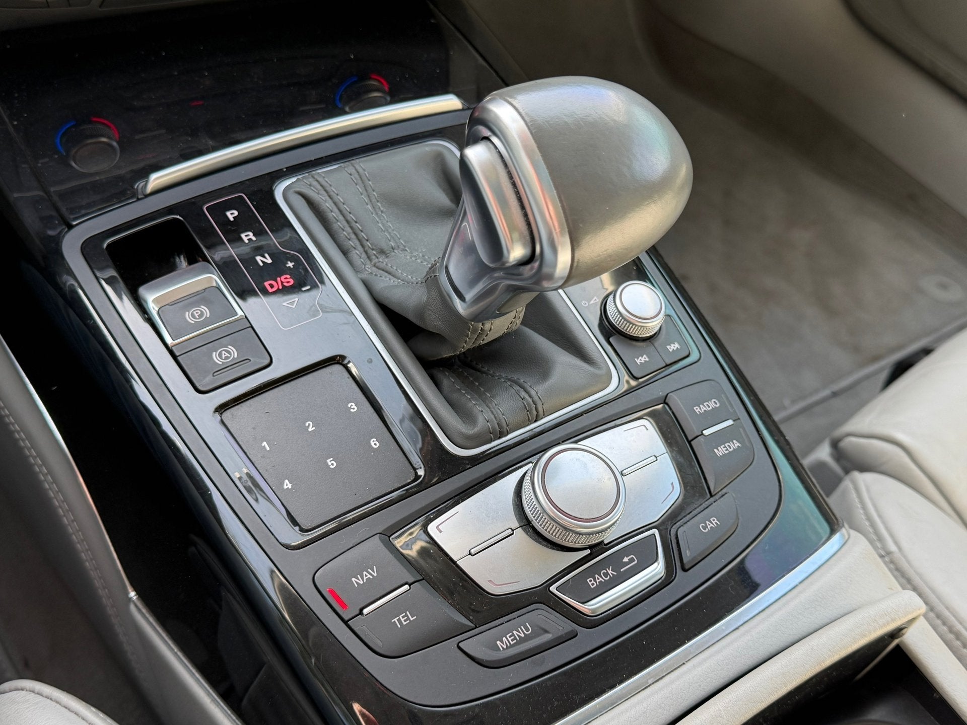 Foto 24 van Audi A6 3.0 TFSI quattro S-Line | Schuif/Kanteldak + Lederbe