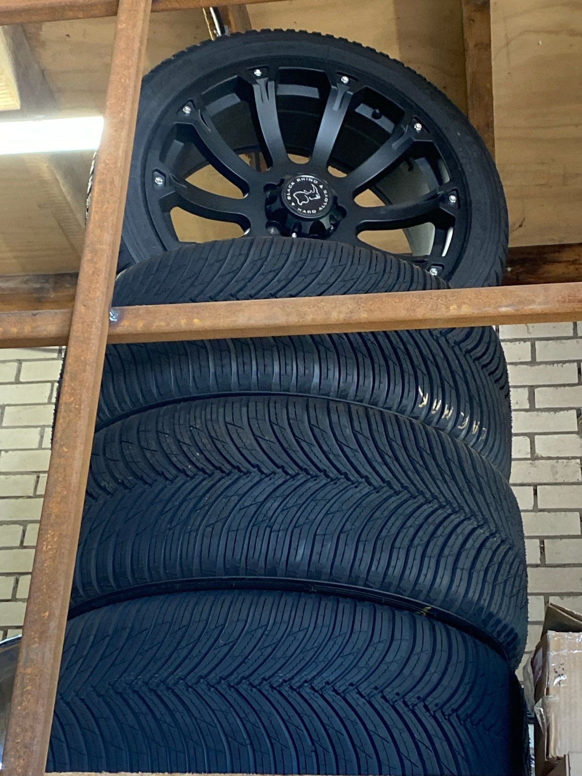 Chevrolet Express 96 - 02 velgen All Season banden 275/40R20, Ophalen, Gebruikt, 275 mm, Banden en Velgen