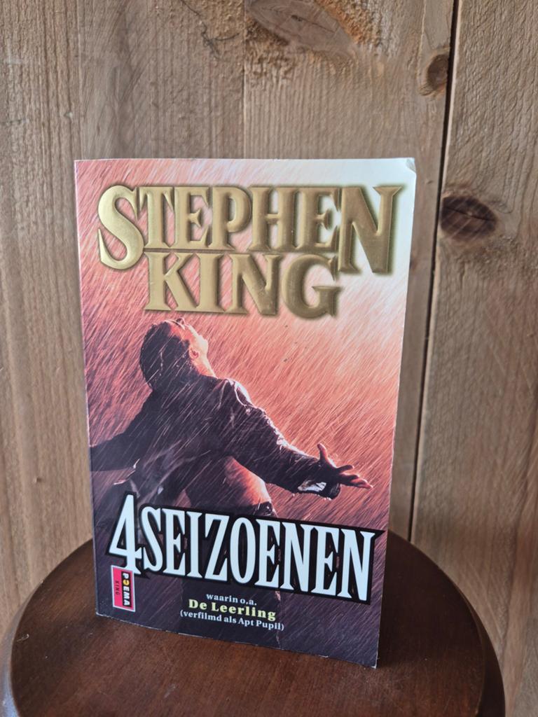 Stephen King - 4 Seizoenen (Poema Pocket), Boeken, Ophalen of Verzenden, Gelezen, Stephen King, Nederland