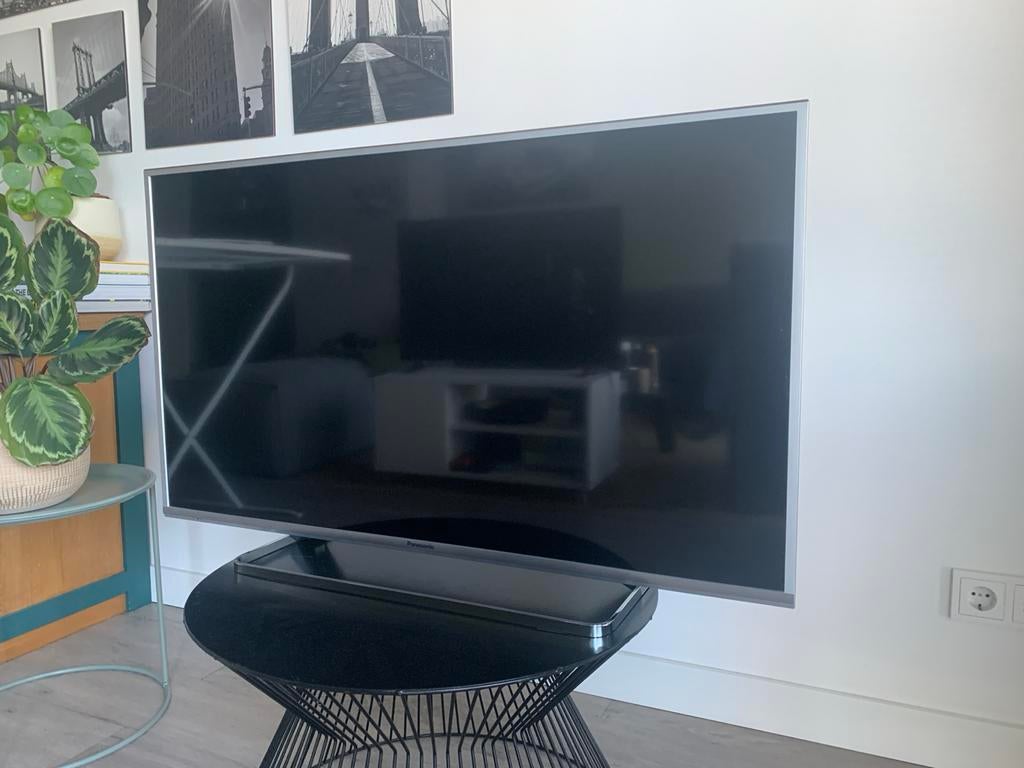 Panasonic LED TV - Zo goed als nieuw, Ophalen, LED, Panasonic, 50 Hz
