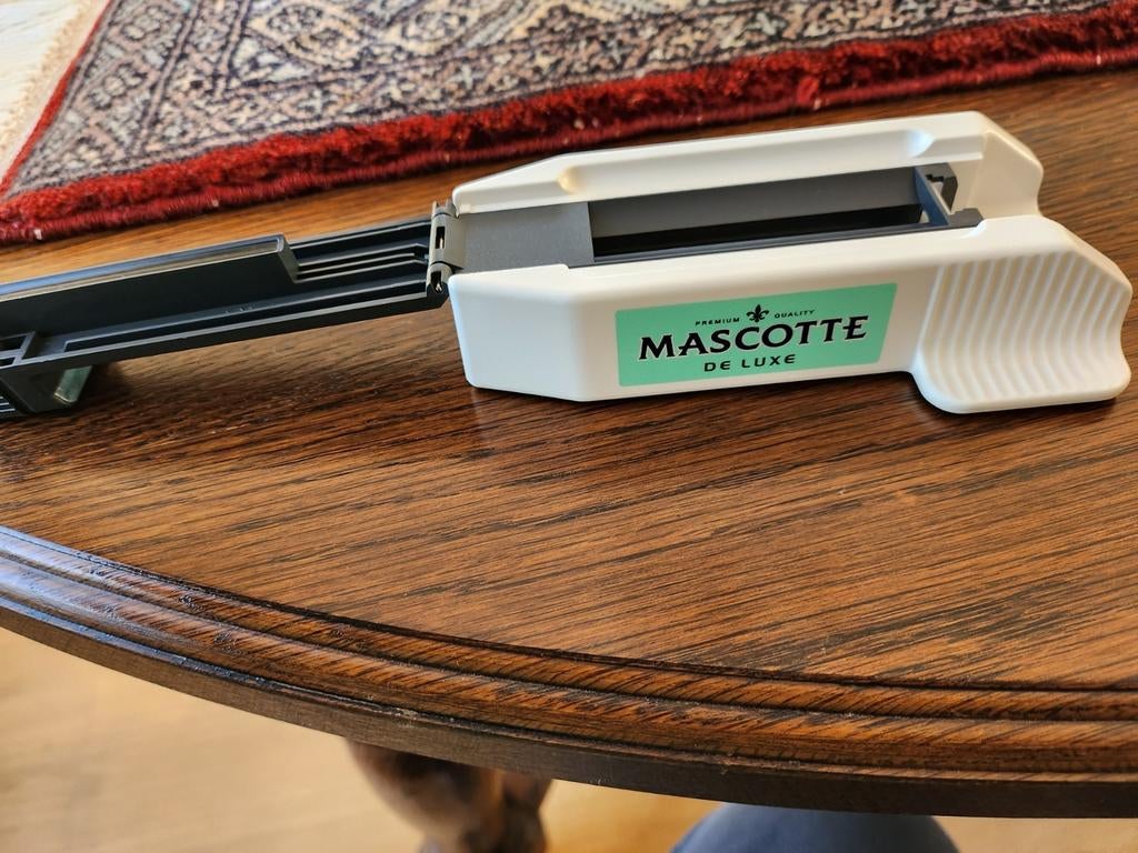 Mascotte De Luxe sigarettenmaker - Nieuw, Ophalen of Verzenden, Nieuw, Overige typen