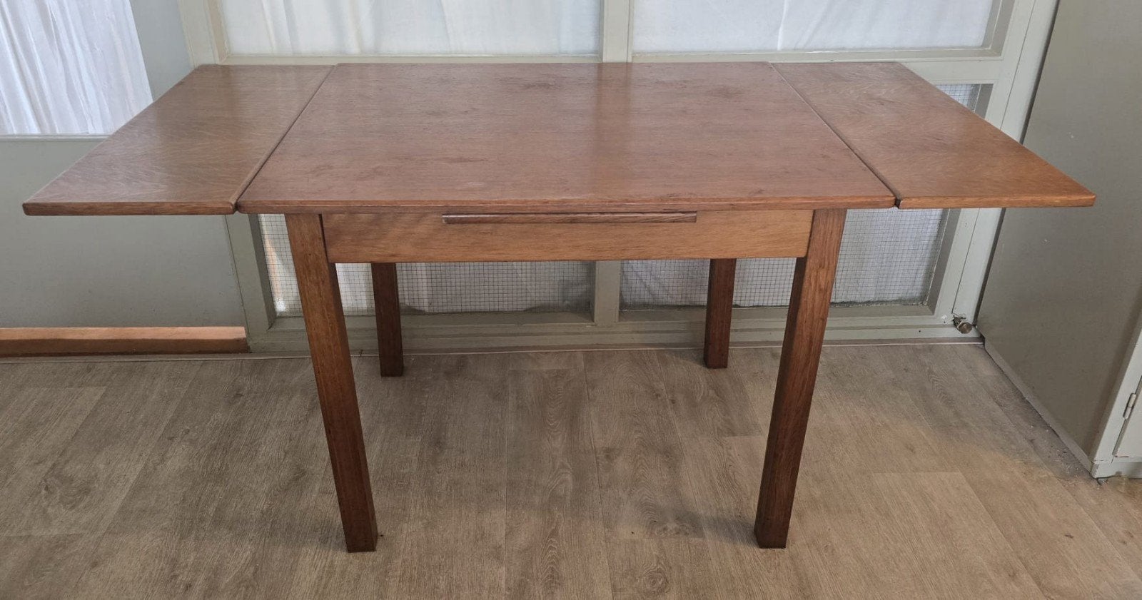Vintage houten uitschuif/ klaptafel - Compact en functioneel, Ophalen, Gebruikt, 100 tot 150 cm, 50 tot 100 cm