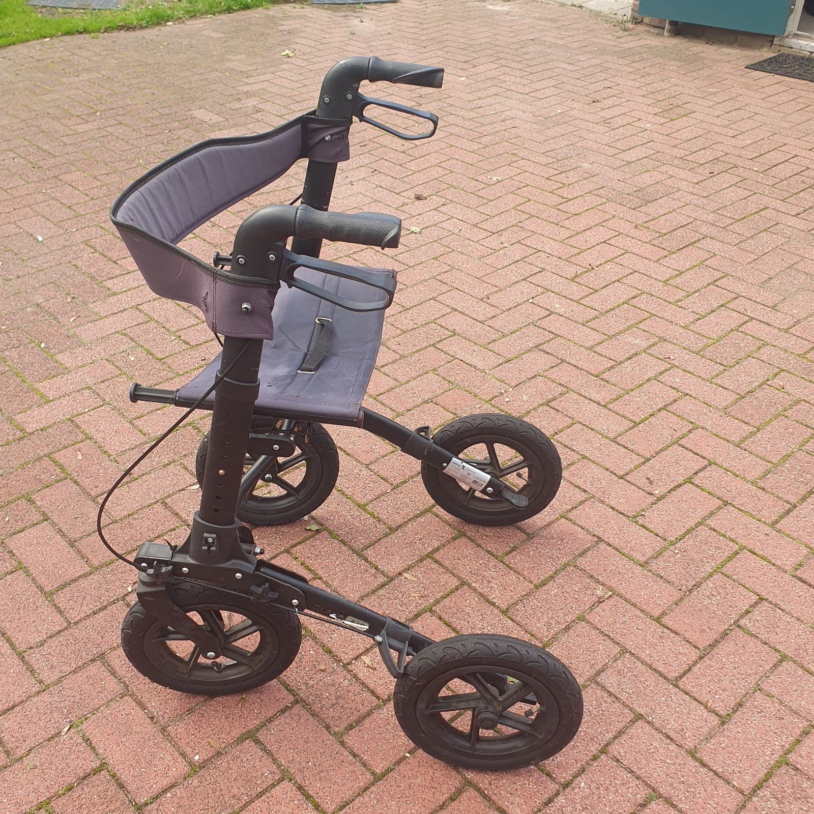 Plaza Outdoor rollator (type: Plaza Air) zwart., Ophalen, Lichtgewicht, Gebruikt