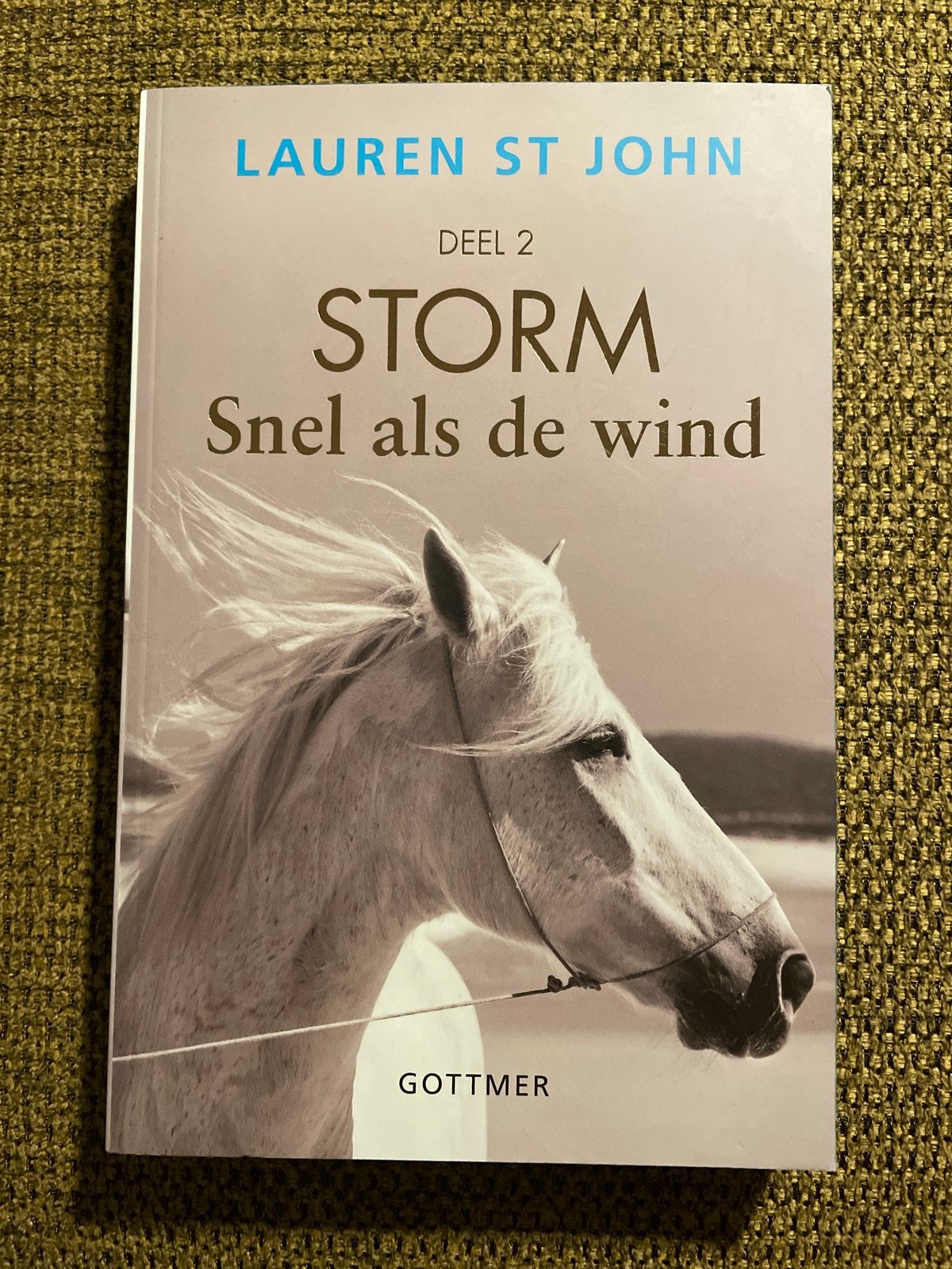 Lauren St John - Snel als de wind, Ophalen of Verzenden, Zo goed als nieuw, Lauren St John