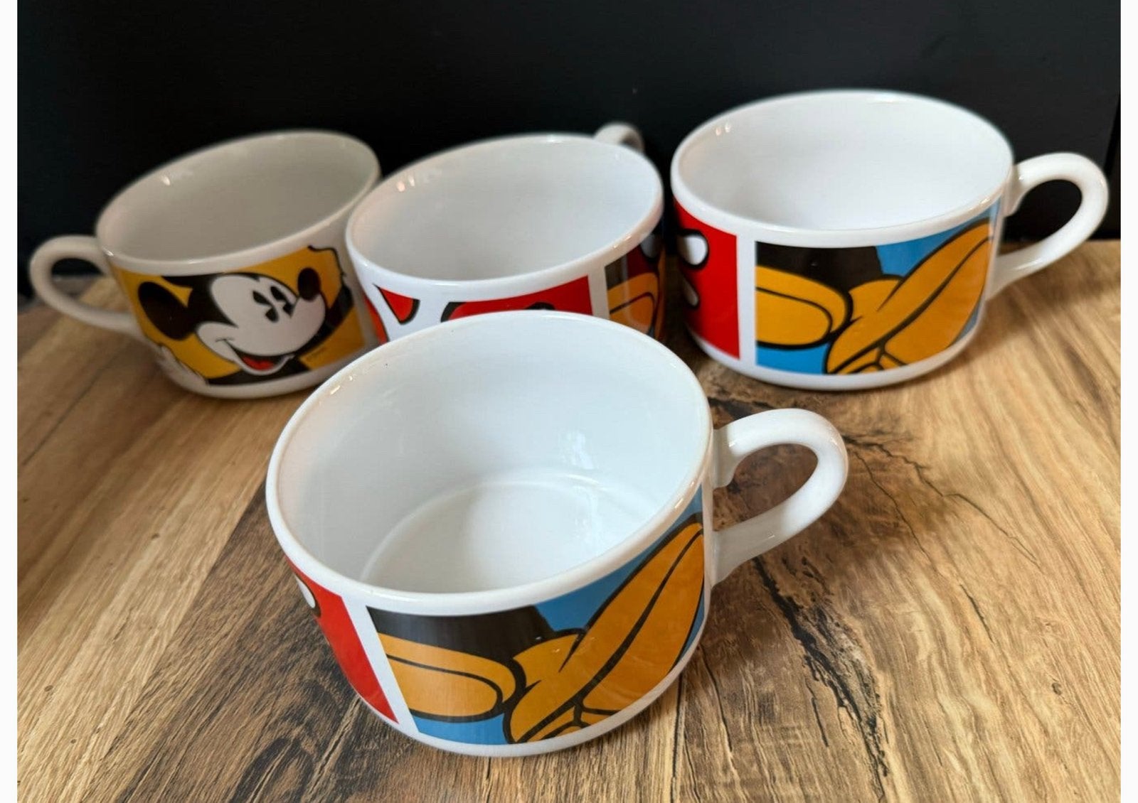 Leuke set van 4 soepkommen met Mickey Mouse ., Huis en Inrichting, Ophalen of Verzenden, Zo goed als nieuw, Kom(men), Overige stijlen