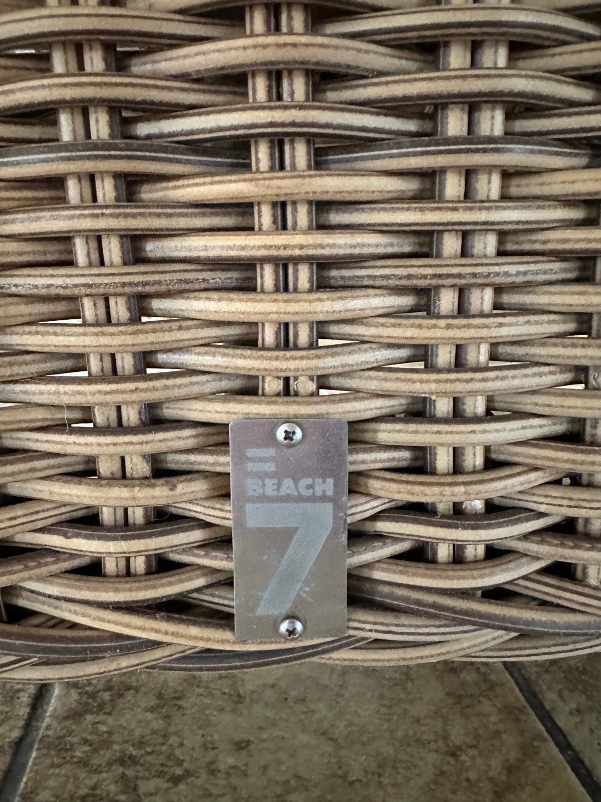 Foto 3 van Beach 7 Tuinset met 4 stoelen en ronde tafel