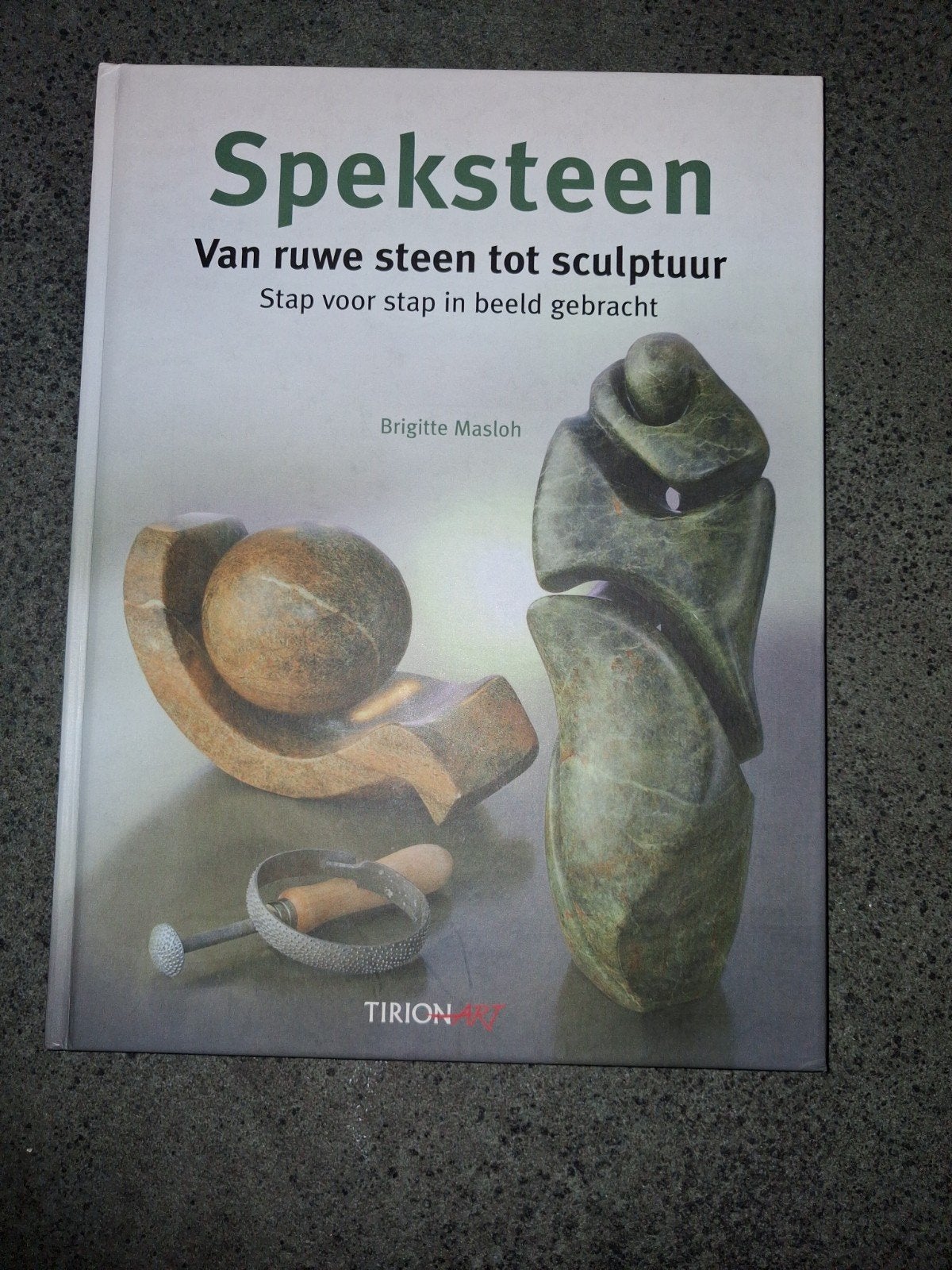 B. Masloh - Speksteen, Ophalen of Verzenden, Zo goed als nieuw, B. Masloh