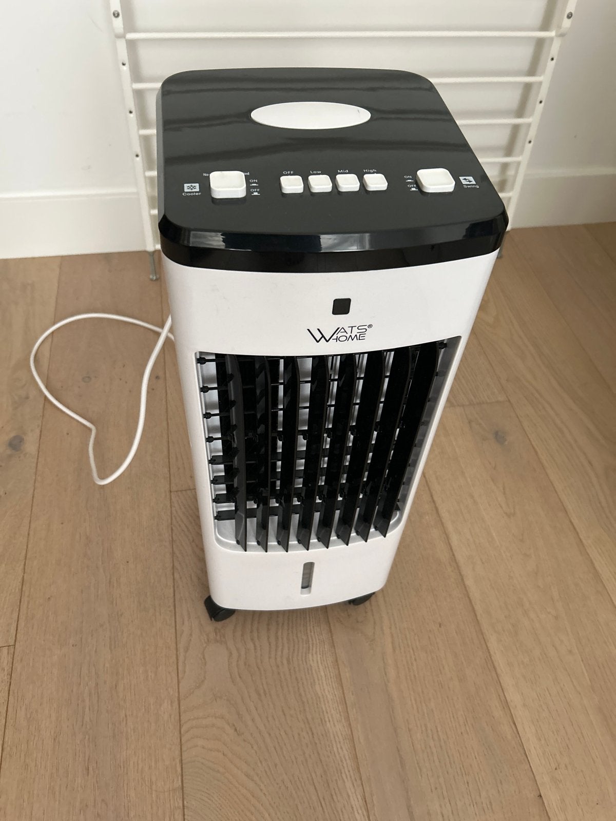 Ventilator met koelsysteem (ijsklontjes) - Kniehoogte, Ophalen of Verzenden, Gebruikt, Torenventilator