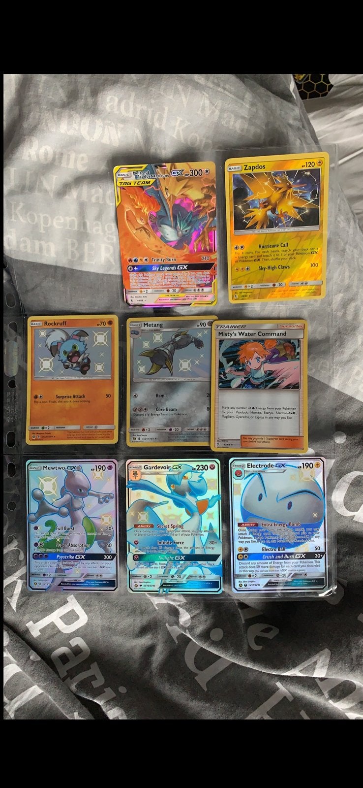 Pokemon hidden fates shiny, Ophalen of Verzenden, Zo goed als nieuw