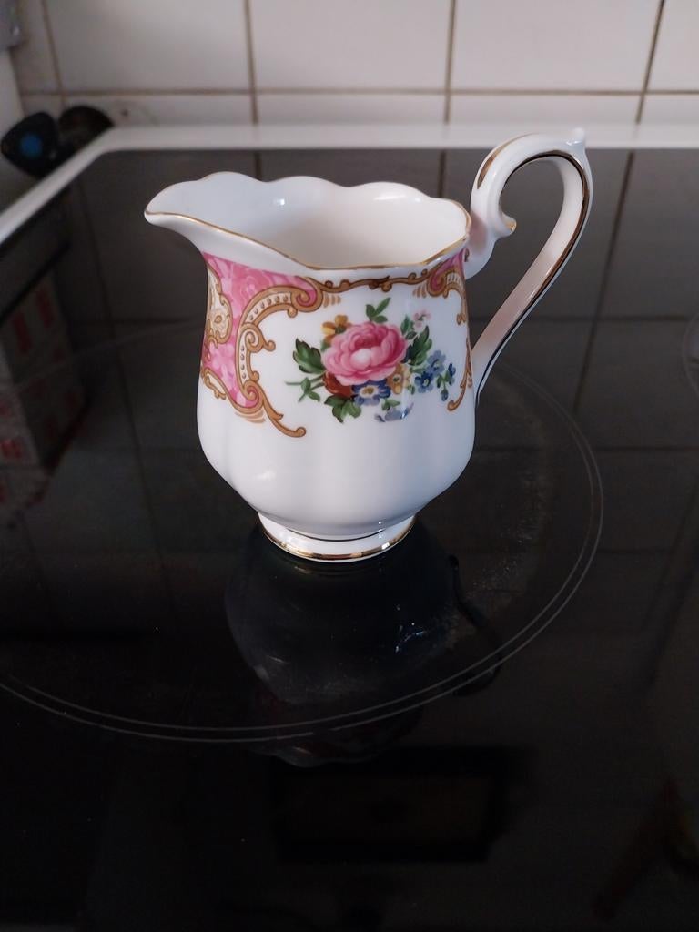 Royal Albert Lady Carlyle Room Kannetje, Ophalen of Verzenden