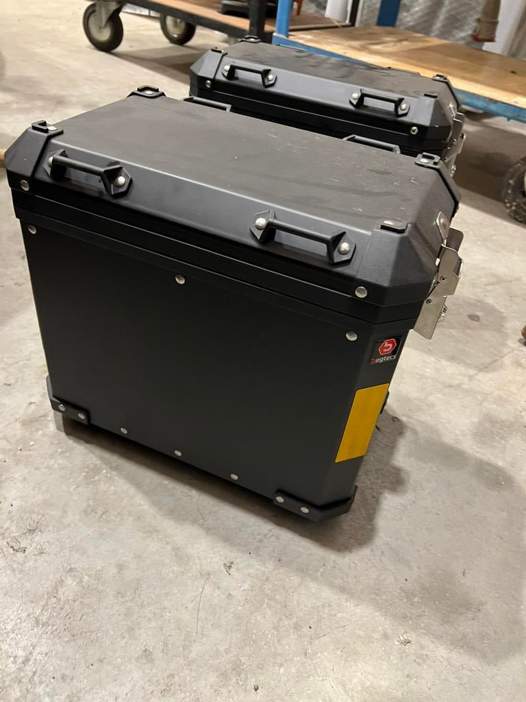 Motorkoffers, aluminium, afsluitbaar., Motoren, Accessoires | Koffers en Tassen, Ophalen, Geenidee@geenidee.nl, Zo goed als nieuw