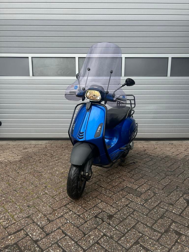 Vespa Sprint (2017) — Candy Blue, Ophalen, Gebruikt, Overige modellen, 49 cc