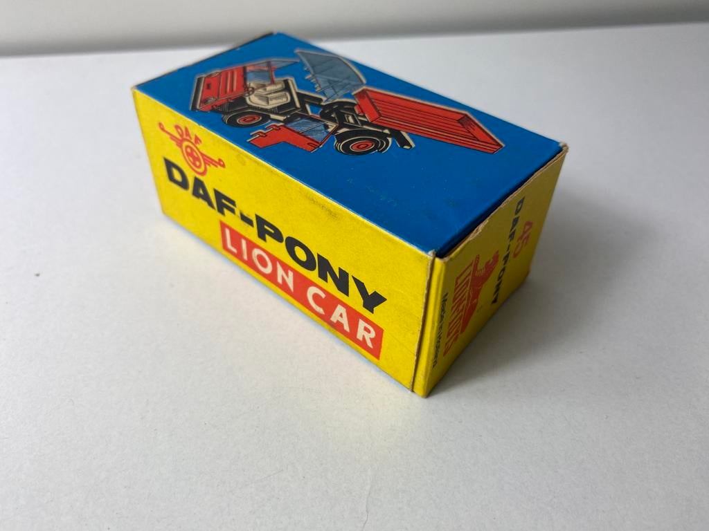1:43 LION CAR Daf Pony “empty original box”, Ophalen of Verzenden, Overige typen, Overige merken