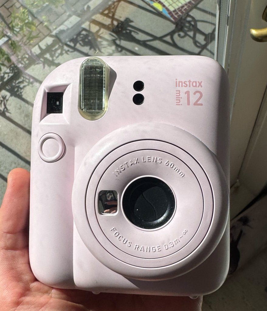 Fujifilm instax mini 12 Purple, Ophalen of Verzenden, Zo goed als nieuw, Polaroid, Fuji