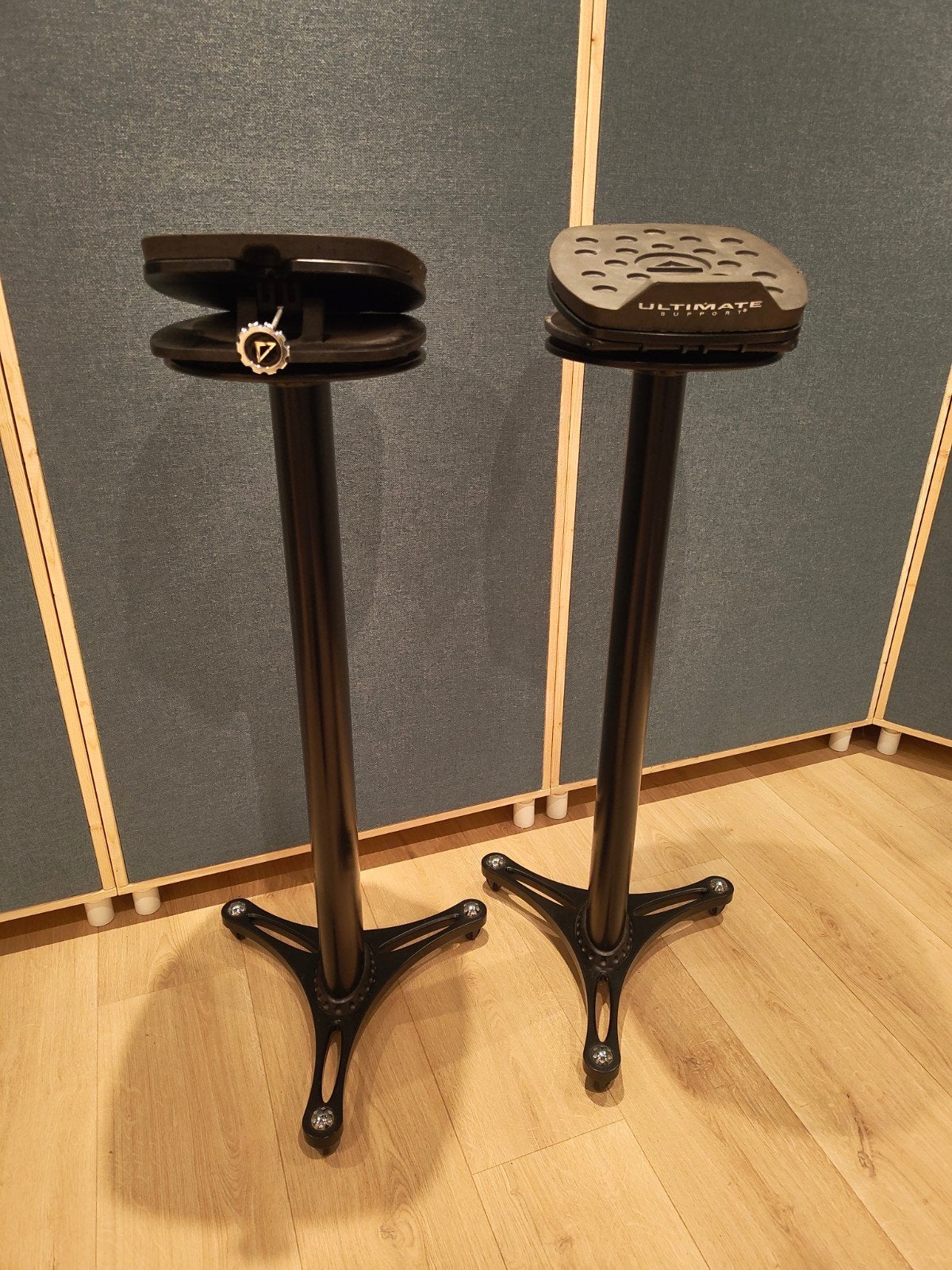 Ultimate Support MS-100B Studio Monitor Stands (Paar), Audio, Tv en Foto, Luidsprekers, Zo goed als nieuw, Minder dan 60 watt