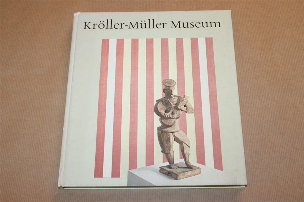Kröller-Müller museum. Uitgave 1985., Ophalen of Verzenden, Gelezen