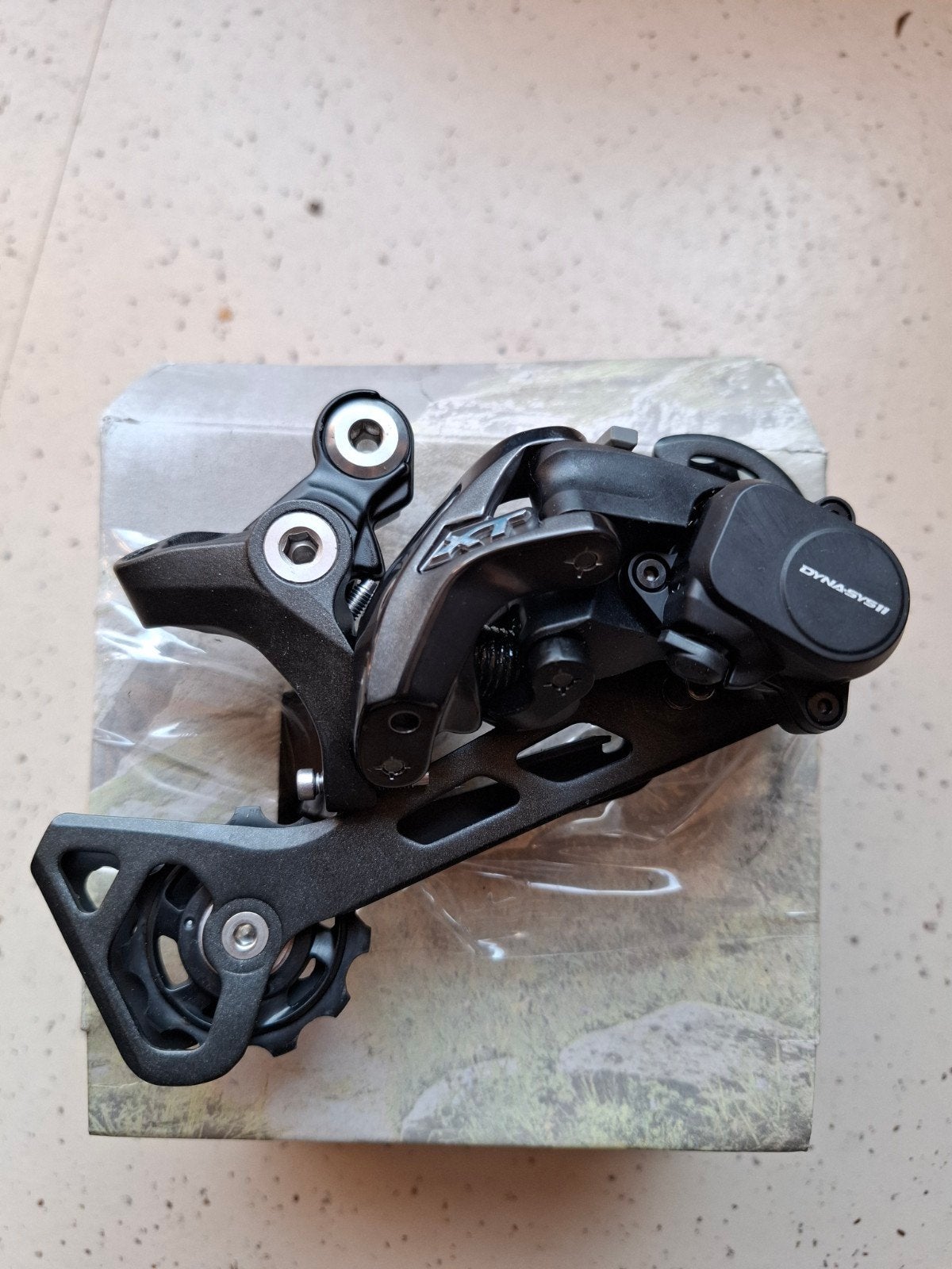 Nieuwe Shimano Deore XT RD-M8000-SGS Derailleur 11s, Gravelbike, Nieuw, Ophalen of Verzenden, Derailleur of Ketting