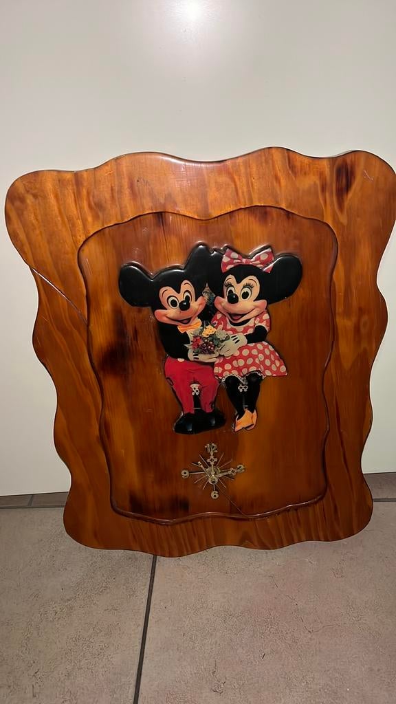 Houten Disney klok (Mickey en Minnie mouse), Verzamelen, Disney, Ophalen of Verzenden, Mickey Mouse, Zo goed als nieuw, Overige typen