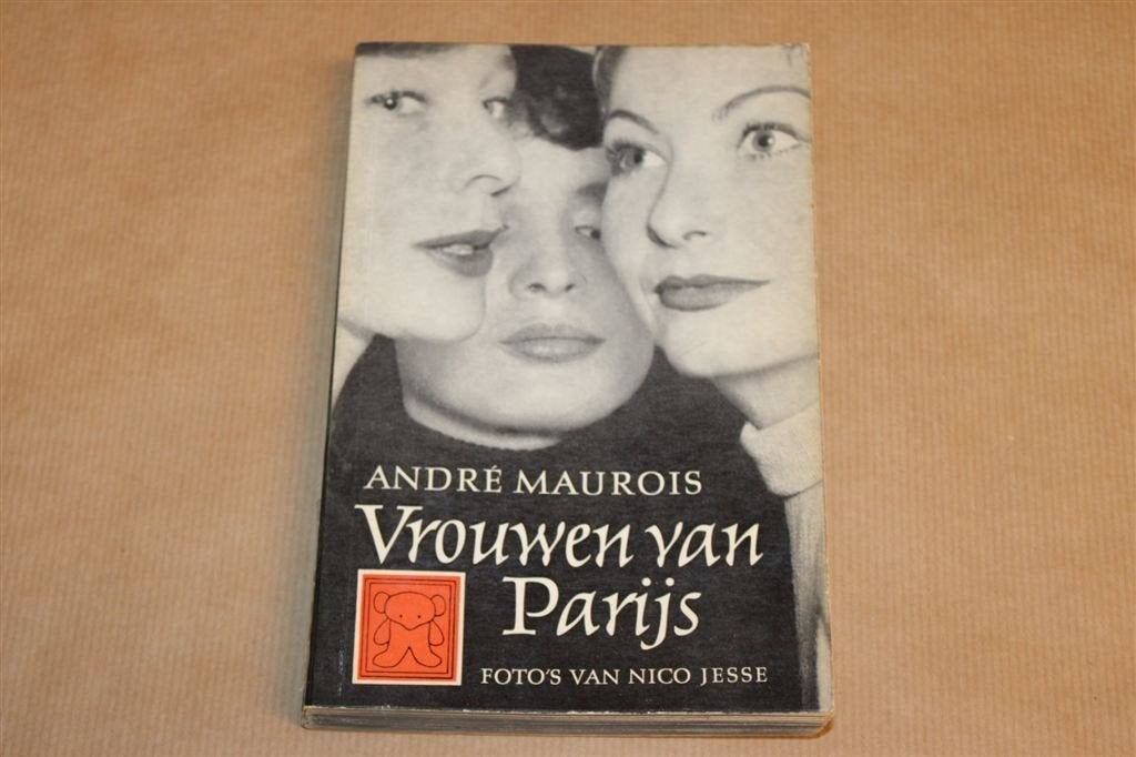 Vrouwen van Parijs — Vintage Fotoboek Parisiennes 1956, Ophalen of Verzenden, Gelezen, Fotografen