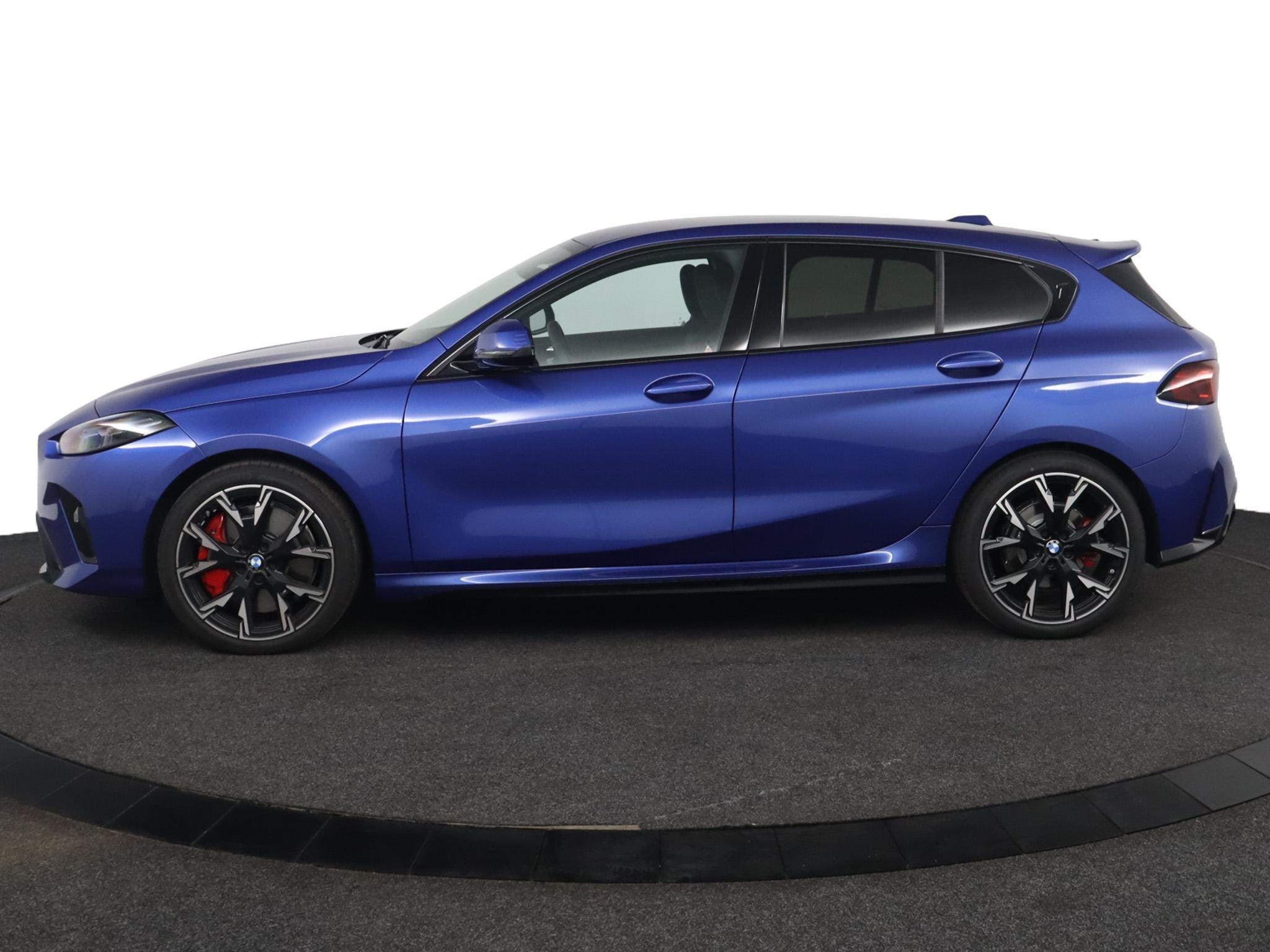 BMW 1-serie 120 M Sport Design Edition | M Sportpakket Pro |, Met garantie (alle), Blauw, Origineel Nederlands, Bedrijf