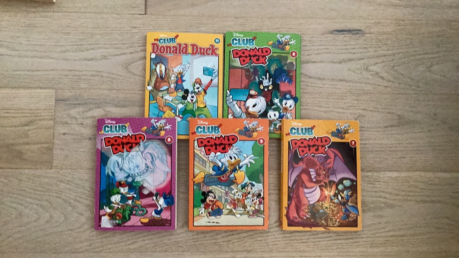 Club donald duckjes, Eén comic, Ophalen of Verzenden, Zo goed als nieuw, Amerika