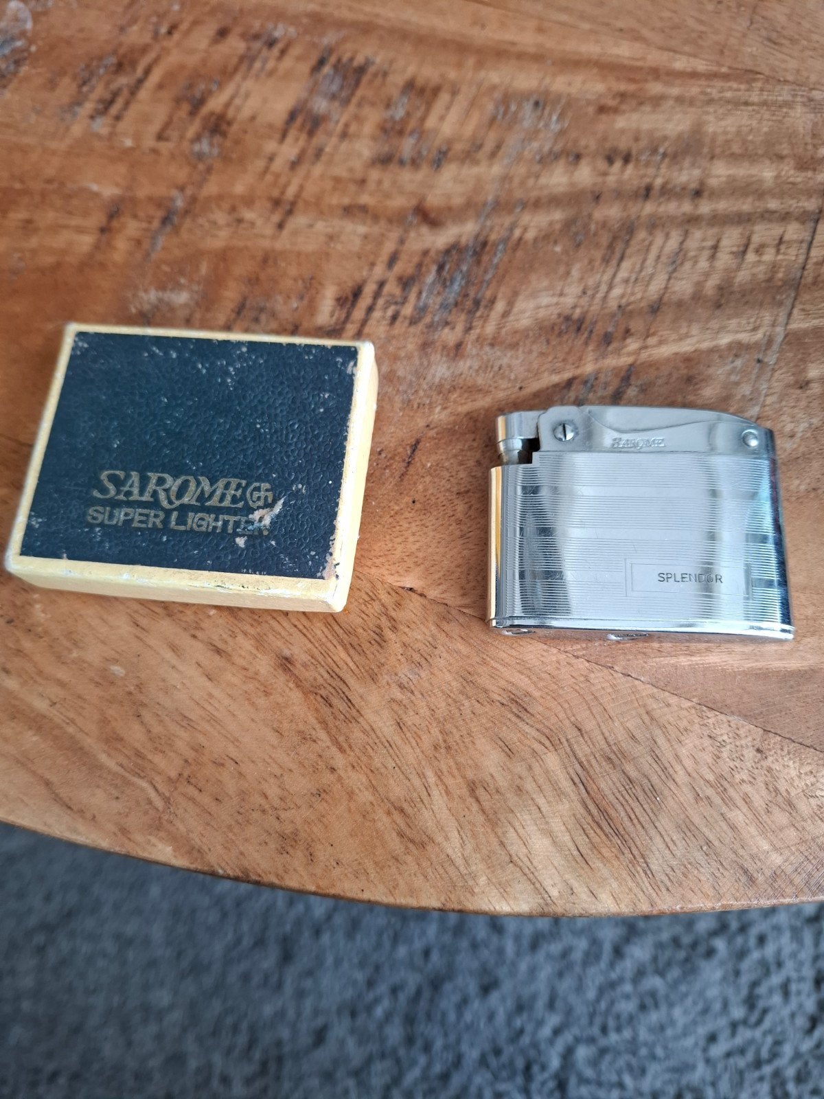 Vintage Sarome Splendor benzine aansteker met doosje, Ophalen of Verzenden, Gebruikt, Aansteker