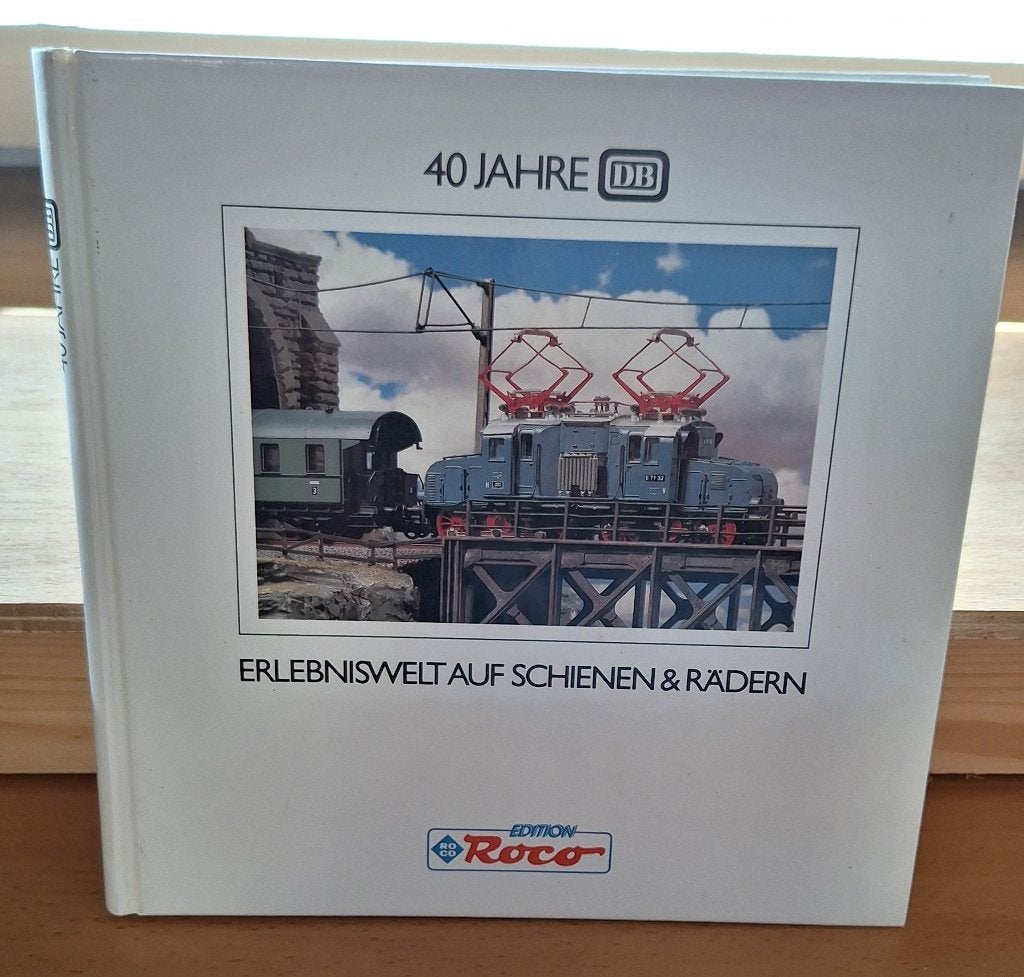 Boek ROCO 40 jaar, Overige merken, Gelijkstroom, Zo goed als nieuw, Boek, Tijdschrift of Catalogus